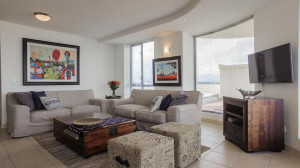  Vacation Hub International | Hibernian Towers 505 Room