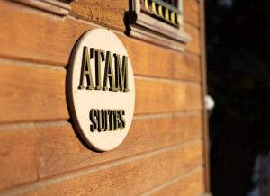  Vacation Hub International | Atam Suites & Apartments Room