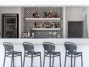  Vacation Hub International | Rivari Hotel Room