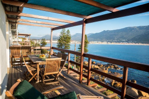  Vacation Hub International | The Upper Deck at Sunny Cove Room
