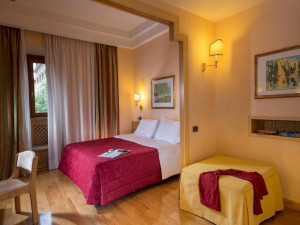  Vacation Hub International | Hotel Oxford Room