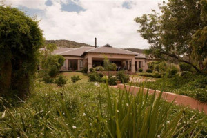  Vacation Hub International | Thaba Legae Guest Lodge Room