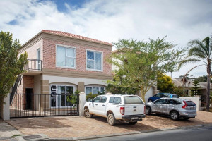 Vacation Hub International | Rustic Retreat Apartment in Durbanville Room