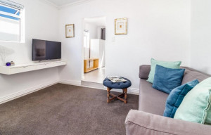  Vacation Hub International | Bleu Cobalt Cottage Room