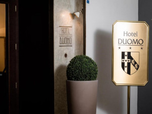  Vacation Hub International | Hotel Duomo Room