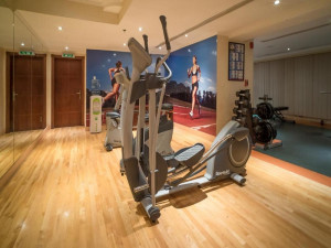  Vacation Hub International | Best Western Plus Doha Room