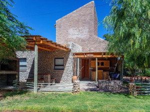  Vacation Hub International | Kalahari Camelthorn Guesthouse and Camping Room