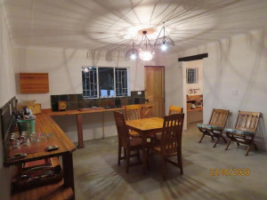  Vacation Hub International | Landor Stud Farm Cottage Room