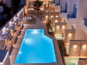  Vacation Hub International | Kosmoplaz Beach Hotel Room