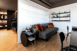  Vacation Hub International | The Modernist Athens Room