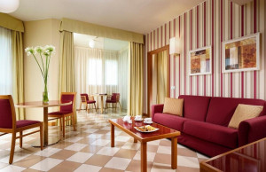  Vacation Hub International | UNAHOTELS The ONE Milano Hotel & Residence Room