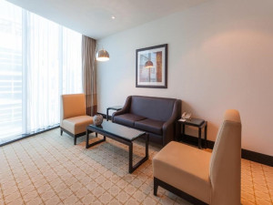  Vacation Hub International | Holiday Inn Dubai- Al Barsha Room