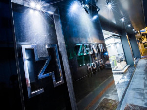  Vacation Hub International | Zeniva Hotel Room