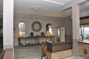  Vacation Hub International | Hotel San Luca Room