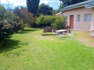  Vacation Hub International | Rheola's Guest Cottage Room