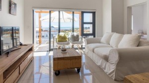  Vacation Hub International | Big Bay Stunning Upmarket Apartment Room