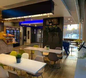  Vacation Hub International | ETAP Hotel Belfast Room