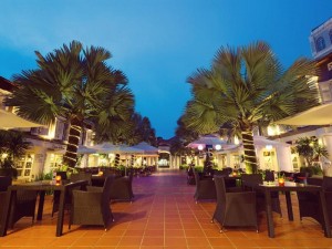  Vacation Hub International | Village Hotel Albert Court by Far East Hospitality Room