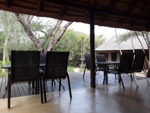  Vacation Hub International | Bush Pub & Inn Room