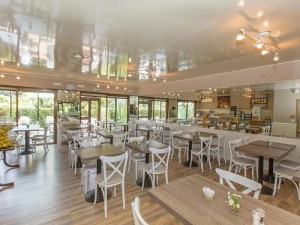  Vacation Hub International | Hotel Bahia Room
