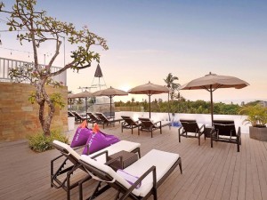  Vacation Hub International | FOX Hotel Jimbaran Beach Room
