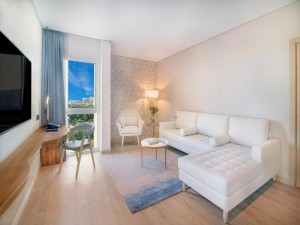 Vacation Hub International | Radisson Blu Hotel & Resort Abu Dhabi Corniche Room