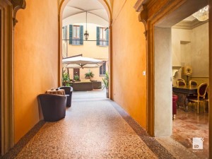  Vacation Hub International | Hotel Cavour Bologna Room