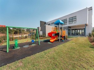  Vacation Hub International | Ballito Village 355 Room