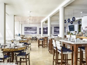  Vacation Hub International | Bahia Hotel & Beach House Room