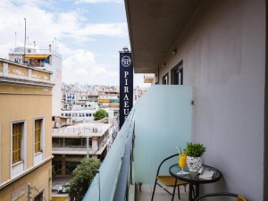 Vacation Hub International | Piraeus Port Hotel Room