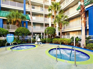  Vacation Hub International | Holiday Inn Resort Orlando Suites - Waterpark Room