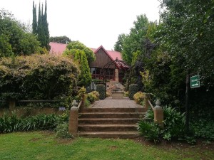  Vacation Hub International | Fox Hill Guest House Room