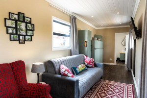  Vacation Hub International | The Den On Plover Room