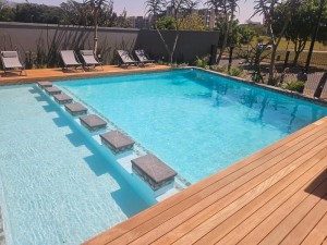  Vacation Hub International | Iconic Millennial Umhlanga Room