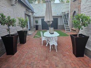  Vacation Hub International | Castle Home Room