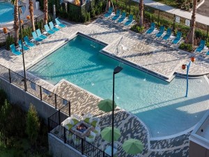  Vacation Hub International | Holiday Inn Express & Suites - Orlando At Seaworld, an IHG Room