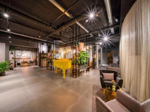  Vacation Hub International | NinetyNine Amsterdam Aiport, Trademark Collection by Wyndha Room