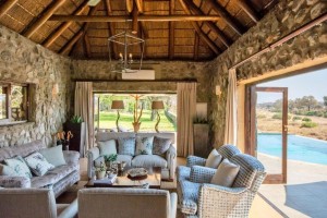  Vacation Hub International | Last Word Kitara Room