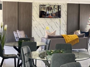  Vacation Hub International | Hotel 164 Room