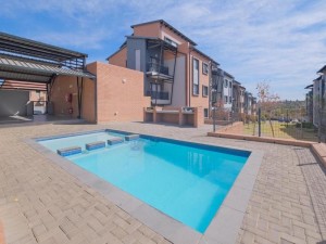  Vacation Hub International | Mkhonto's waterfall ridge Room