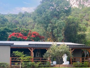  Vacation Hub International | Villa Rosa Guest Farm Room