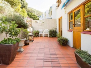 Vacation Hub International | Casa Delfina Room