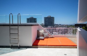  Vacation Hub International | Eighty2 on M Luxury Ocean View Apartment Room