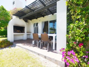 Vacation Hub International | 25 The Tides Room