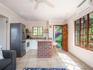  Vacation Hub International | Kingfisher Cove Room