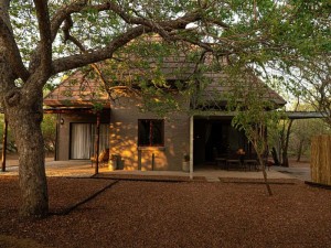  Vacation Hub International | Big Sky Collective Room
