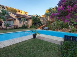  Vacation Hub International | Ocean's 25 Room