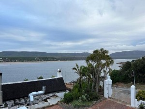  Vacation Hub International | Little Breede Cottage Room